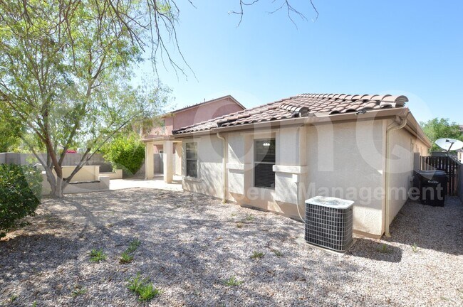 Building Photo - 3735 E Sheffield Rd