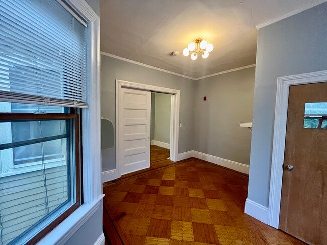 Building Photo - 300 Benefit St