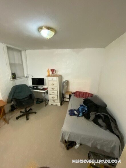 Building Photo - 63 S Huntington Ave