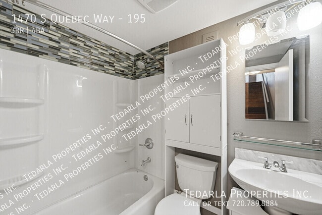 Building Photo - 1470 S Quebec Way