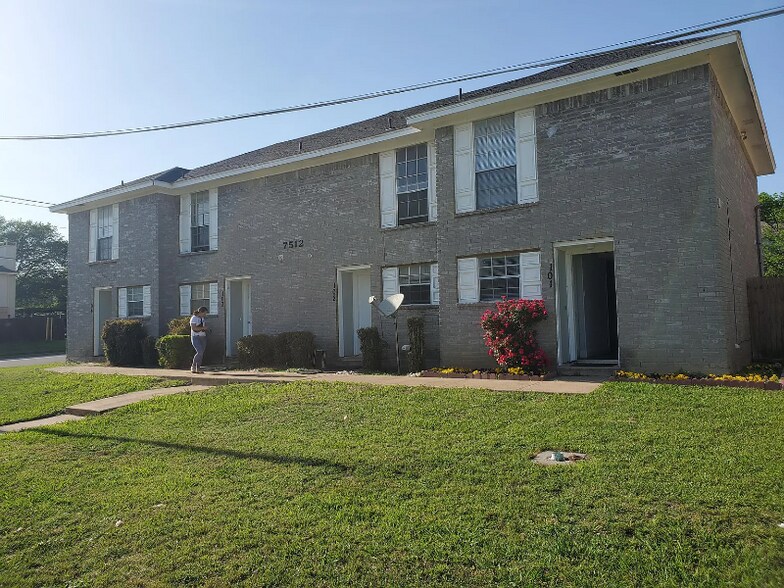 Building Photo - 7512 Chapin Rd
