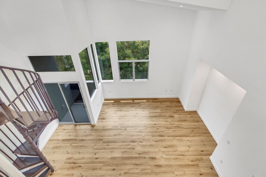 Loft down - 1754 10th St