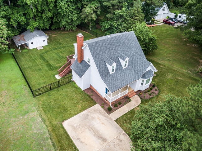 Building Photo - 3832 Doeskin Dr