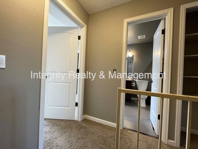 Building Photo - 1811 S Quebec Way