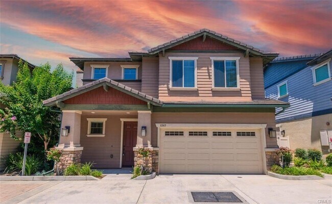 Building Photo - 1347 S Magnolia Ave