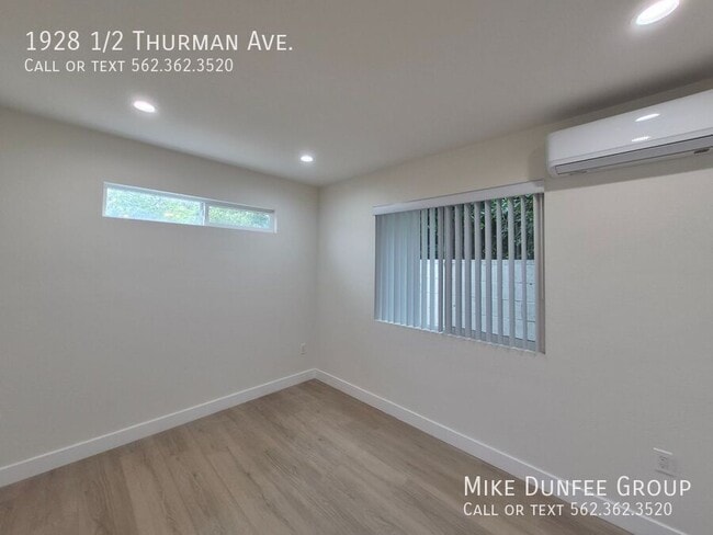 Building Photo - 1928 1/2 Thurman Ave.-