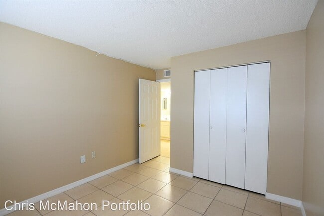 Building Photo - 2 br, 1 bath House - 2531 N Alafaya Trail #57