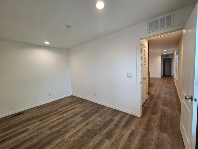 Building Photo - 1409 N French St