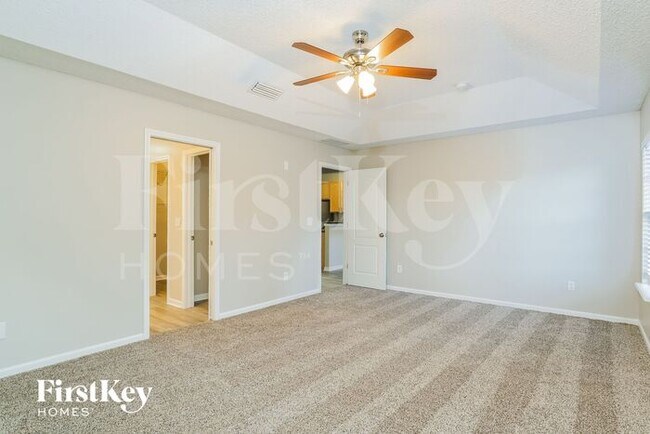 Building Photo - 246 Ridgewick Dr S