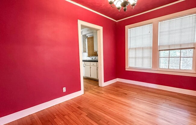 Building Photo - 2 Bedroom 1 Bathroom House in Texarkana, TX