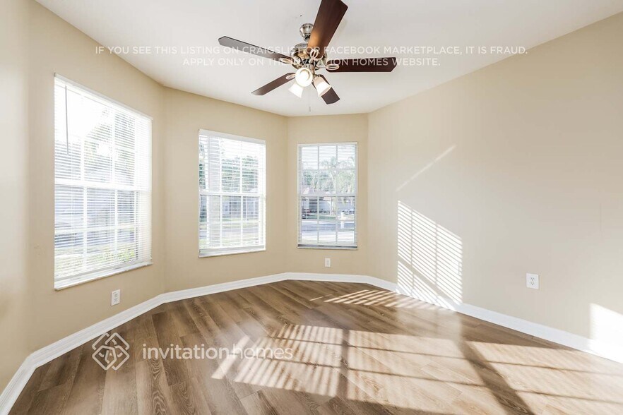 Building Photo - 7128 Royal George Ct