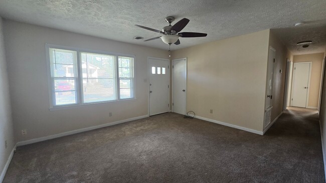 Building Photo - 6615 Keeler Dr