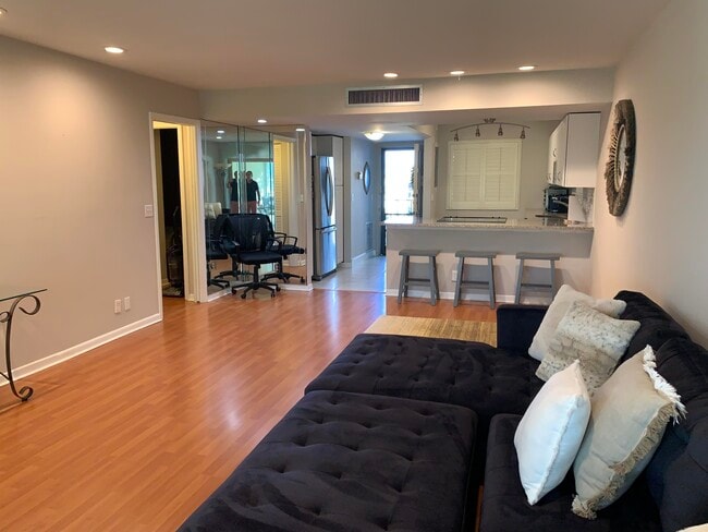 Building Photo - 4120 Tivoli Ct