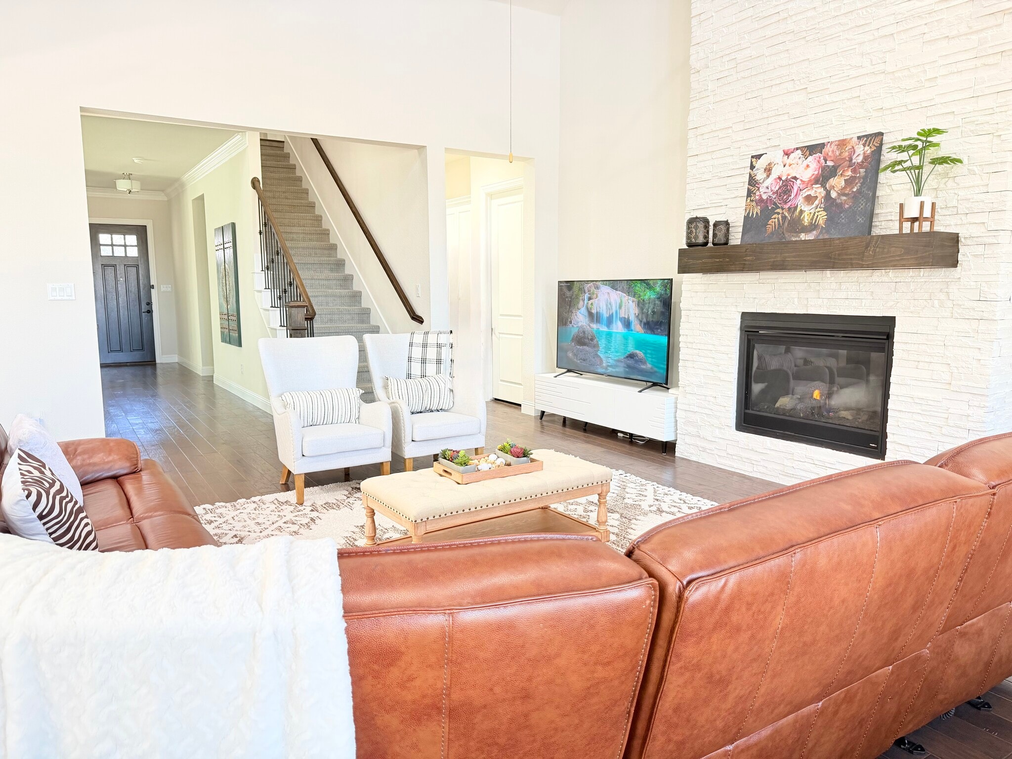 Building Photo - 6817 Golf Club Dr