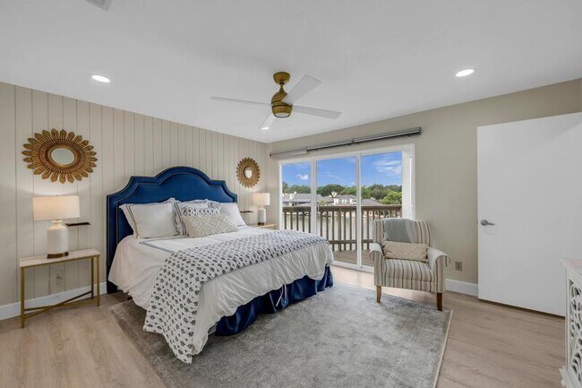 Building Photo - 604 Port