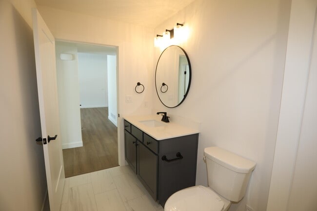 Building Photo - 4400 Royal County Rd