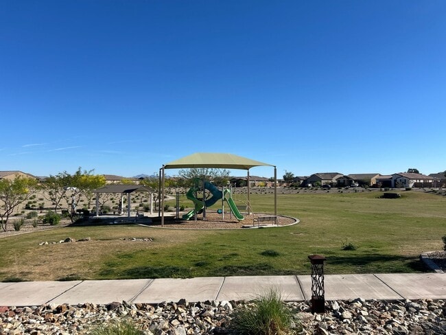 Building Photo - 19233 W Elm St