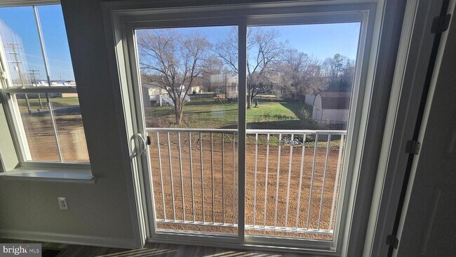 Building Photo - 36 Canning Rd