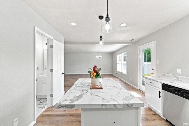Building Photo - 2995 Peebleshire Ln