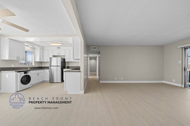 Building Photo - 12236 Manor Drive