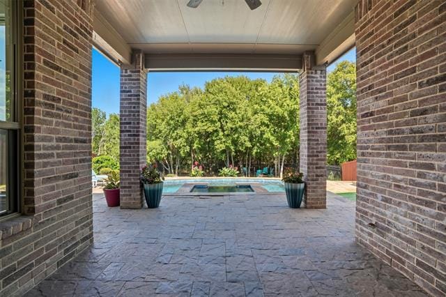 Building Photo - 533 Longshore Dr