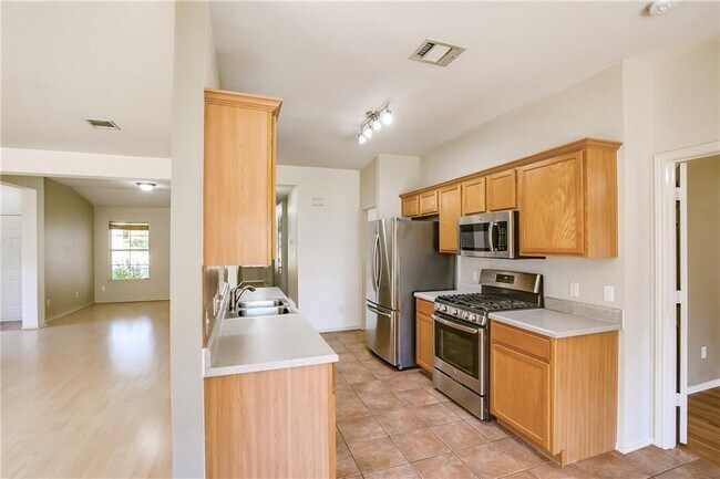 Building Photo - 4003 Mayfield Cave Trail