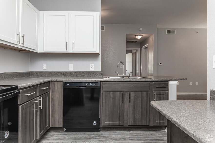 Port Royal Apartment Homes 5350 W Military Dr San Antonio TX 78242