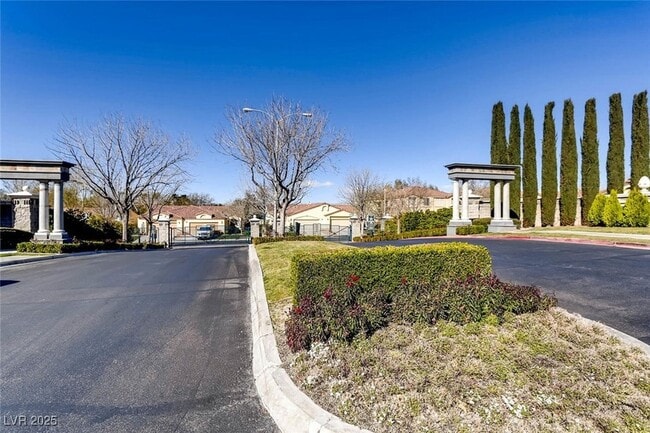 Building Photo - 3106 Maple Ridge Ct