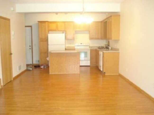 Building Photo - 12178 Yancy St NE