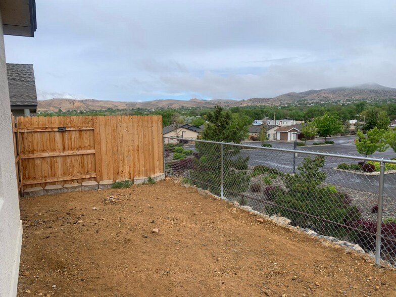 Building Photo - 5333 Crst Cv Dr