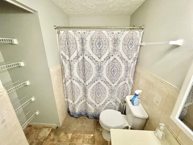 Building Photo - 10936 Huntington Woods Cir
