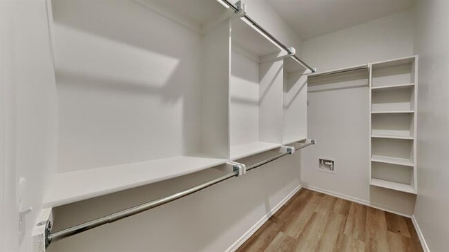 Building Photo - 11415 University