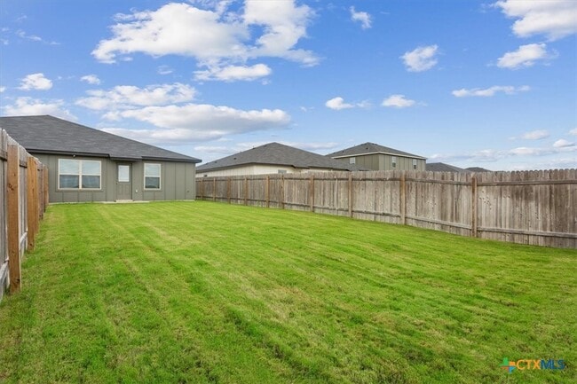Building Photo - 5807 Betty Lou Dr