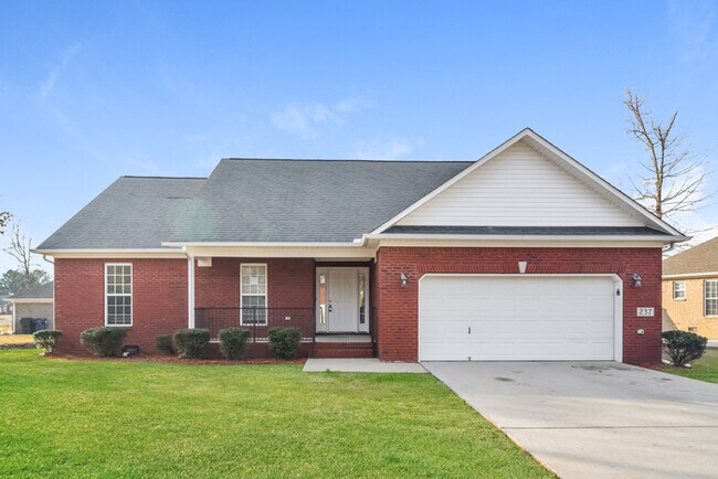Primary Photo - 237 Chestnut Oak Cir