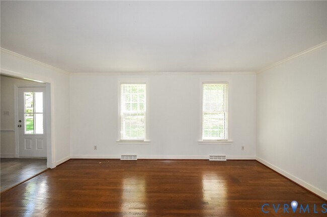 Building Photo - 13921 Whitechapel Rd