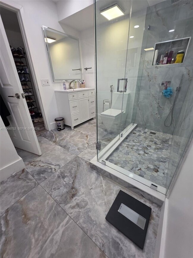 Building Photo - 506 NW 87th Ave