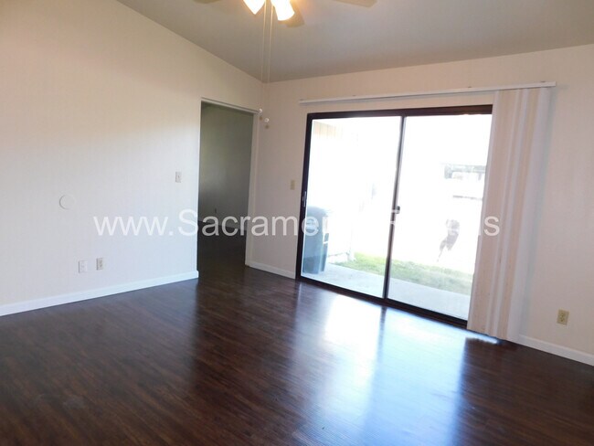 Building Photo - Spacious 2bd/2ba Foothill Farms Duplex with 2 Car Garage
