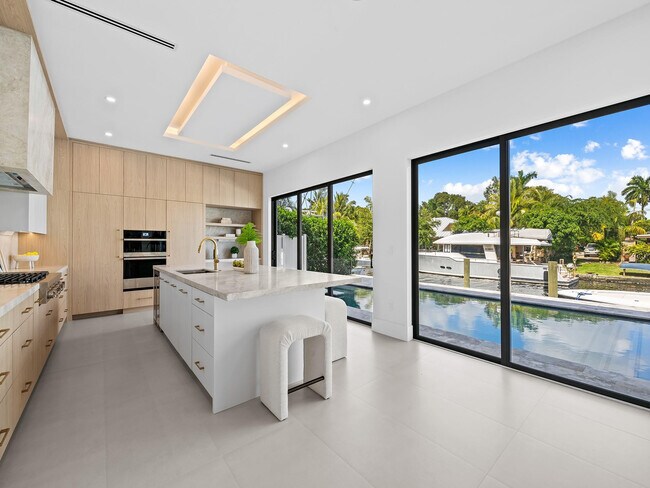 Building Photo - 1317 Tangelo Isle