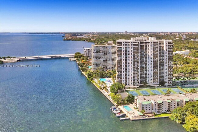 Building Photo - 2333 Brickell Ave