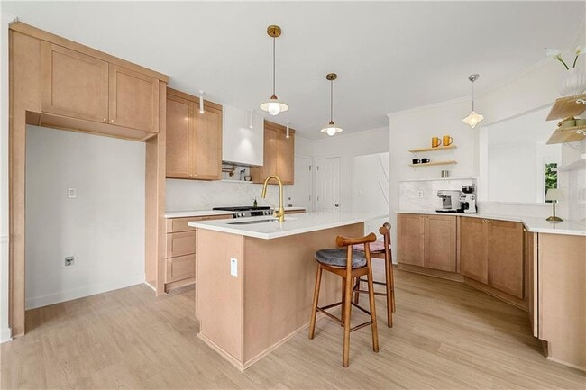 Building Photo - 1414 Justin Dr