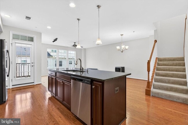 Building Photo - 8129 Greenbelt Station Pkwy