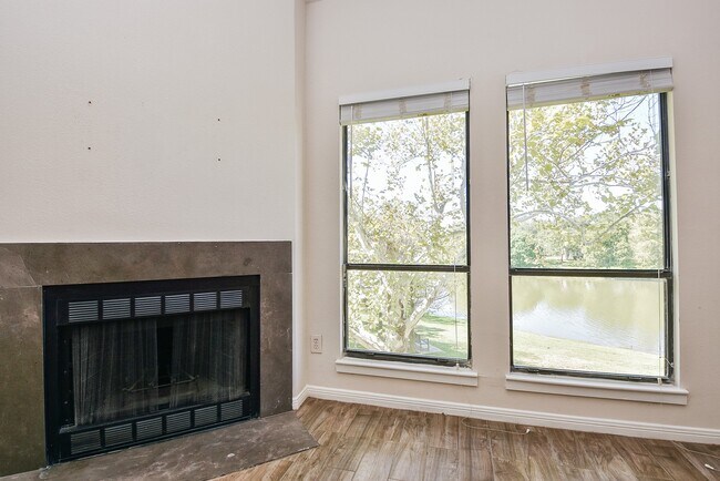 Building Photo - 4144 Greystone Way