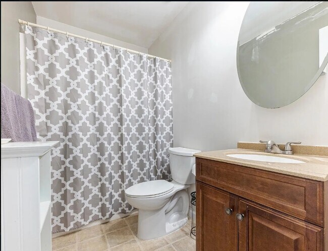 Building Photo - 138 Harvest Rd