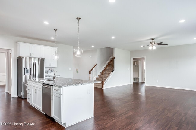 Building Photo - 16302 Spitfire Lake Path