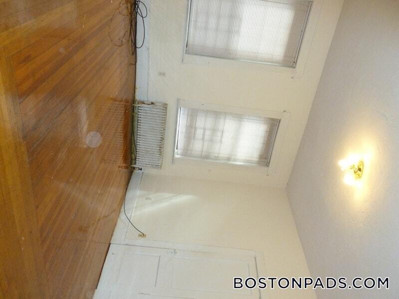 Building Photo - 1412 Commonwealth Ave