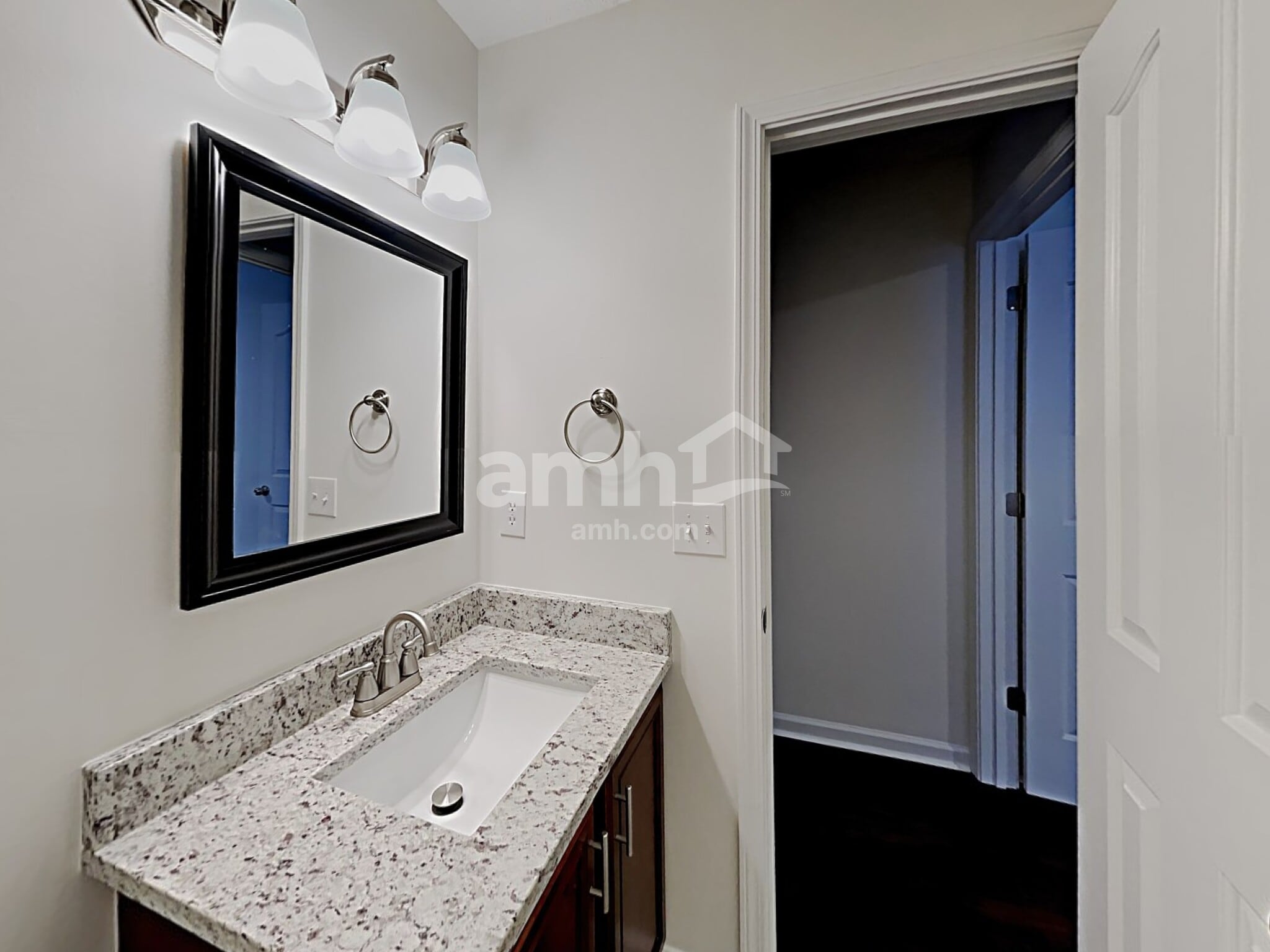 Building Photo - 1911 Odessa Ave