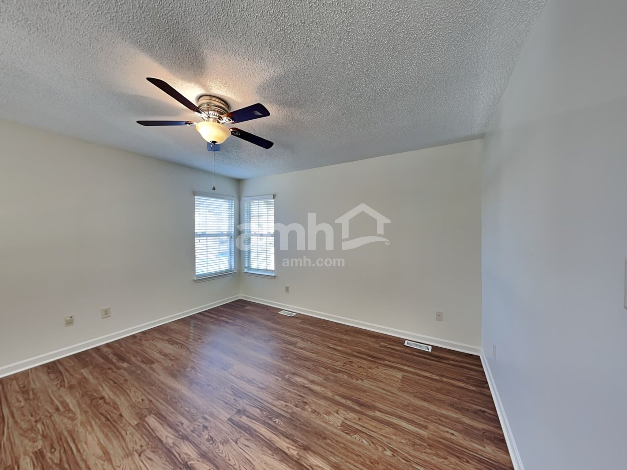 Building Photo - 5615 Waverly Lynn Ln