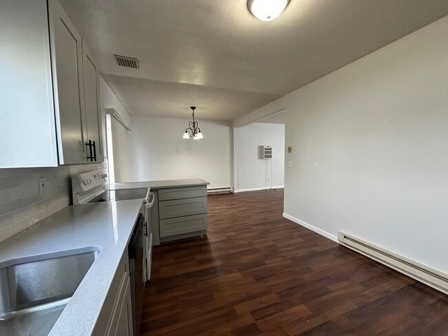 Building Photo - Fairchild AirForce Base 3 Bedroom 1 Bath Home