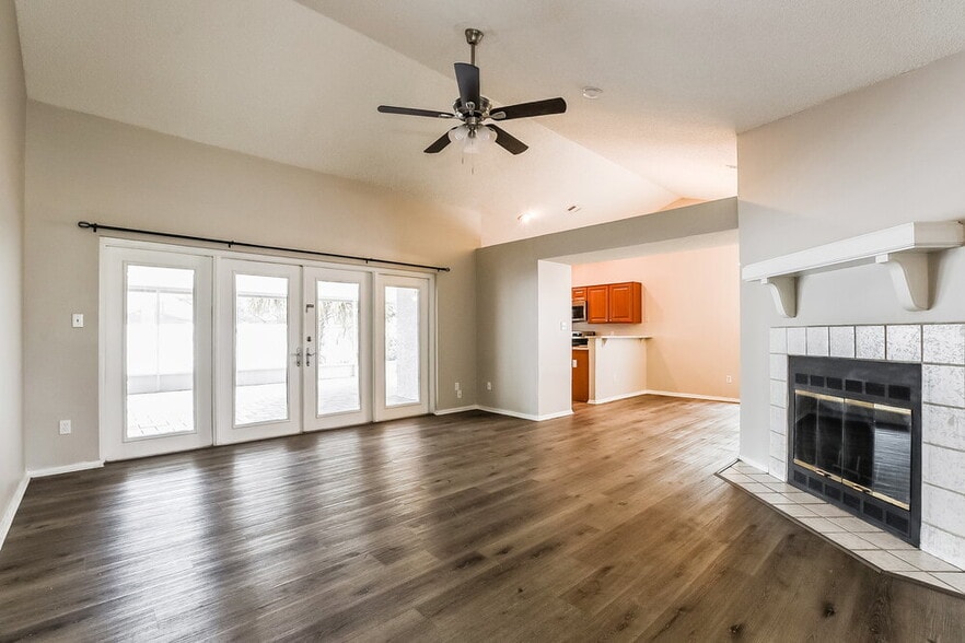 Building Photo - 1029 Beckstrom Dr