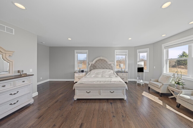Building Photo - 10914 Doves Point